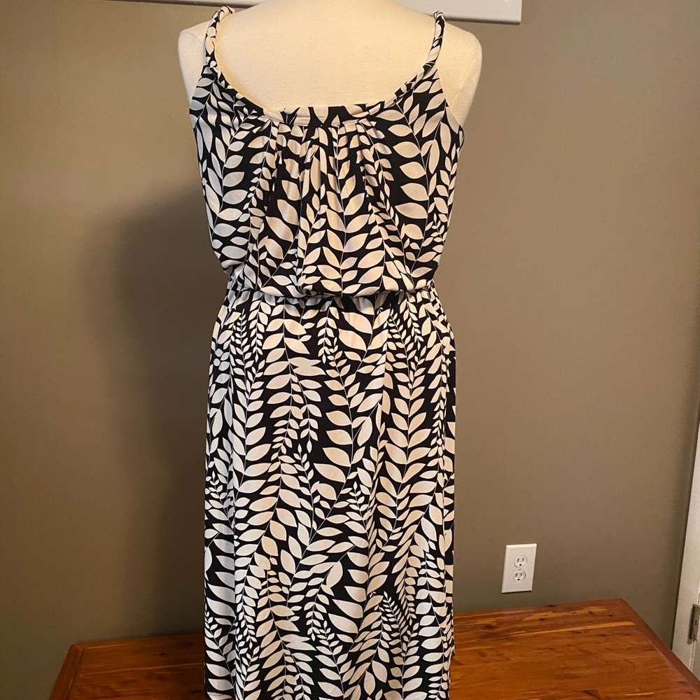 Black and off white midi dress